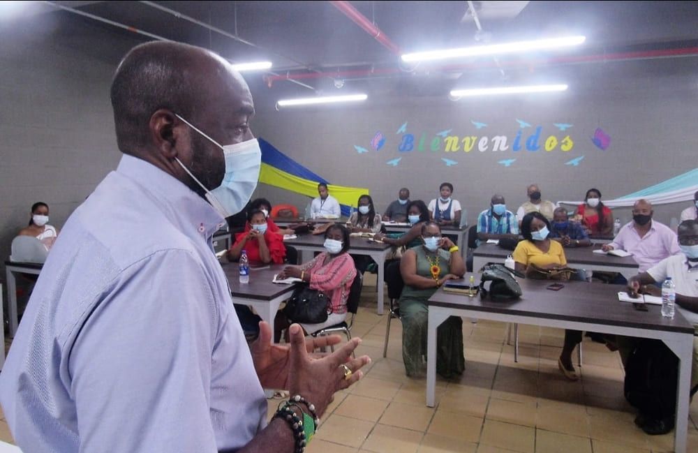 Tema educativo fue tratado entre el Alcalde, Secretario del ramo y rectores de colegios oficiales del distrito