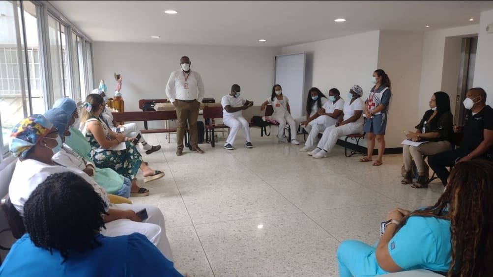 "Cuidado al cuidador", nueva estrategia del Hospital Luis Ablanque de la Plata para mejorar la prestación del servicio
