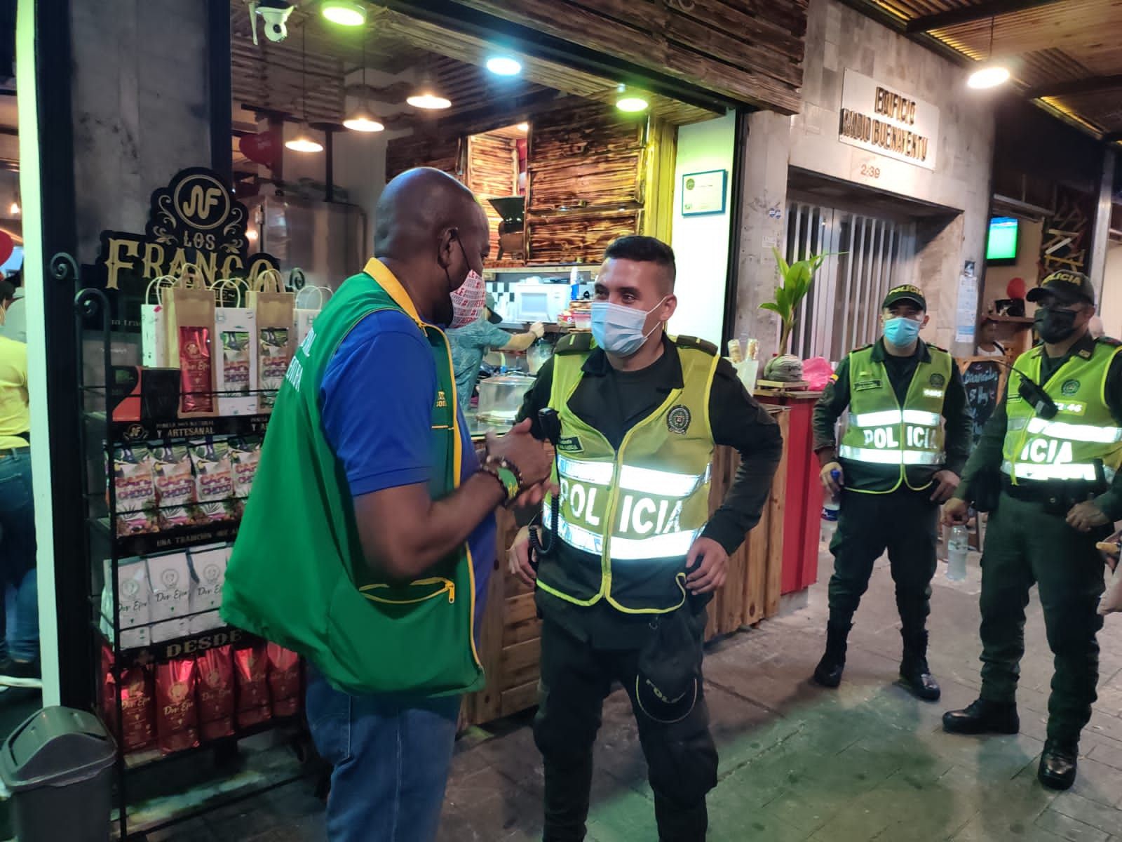 Se realizó recorrido en el comercio nocturno en el marco de la reactivación económica segura