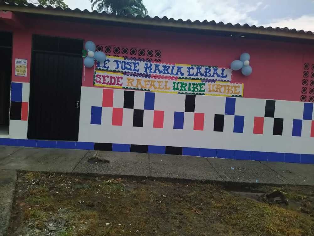 Comunidad educativa del colegio José María Cabal agradeció a la Alcaldía la reapertura de la sede Rafael Uribe Uribe en el barrio Camilo Torres