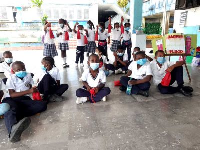 Colegio Simón Bolívar fue priorizado para conmemorar el Día Nacional del Cepillado por parte de la Secretaría de Salud