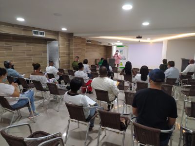 Alcaldía Distrital,  empresarios y comunidad en general trabajan de la mano para realizar el alumbrado navideño