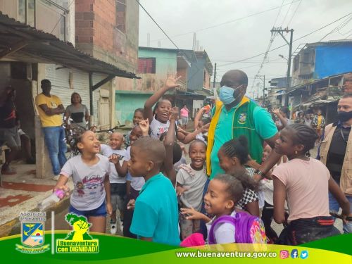 En las calles del barrio Alberto Lleras Camargo se vivió la oferta institucional del Gobierno local