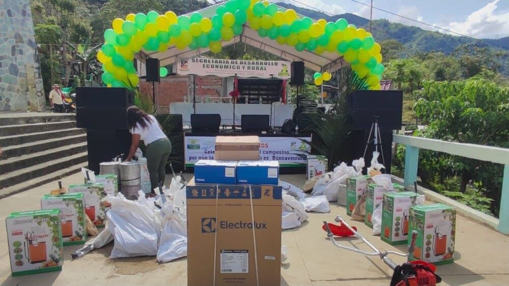 Secretaría de Desarrollo Económico y Rural se trasladó a Cisneros para celebrar el Día del Campesina