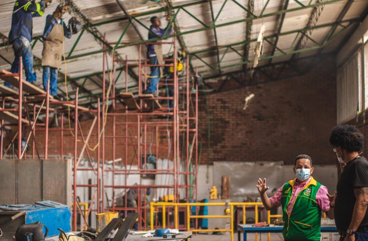 Con recursos de Regalías se realizan mejoras estructurales e inclusión de las TIC en las instituciones educativas