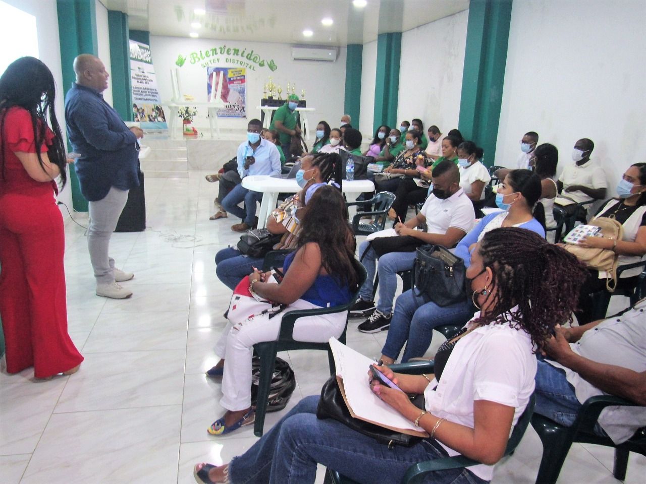 Civix Colombia y la Secretaría de Educación socializaron proyecto Voto Estudiantil 2022 a rectores y docentes
