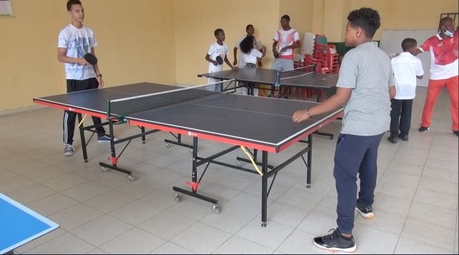 El Inderbuenaventura programa actividades de Tenis de Mesa para adultos y niños