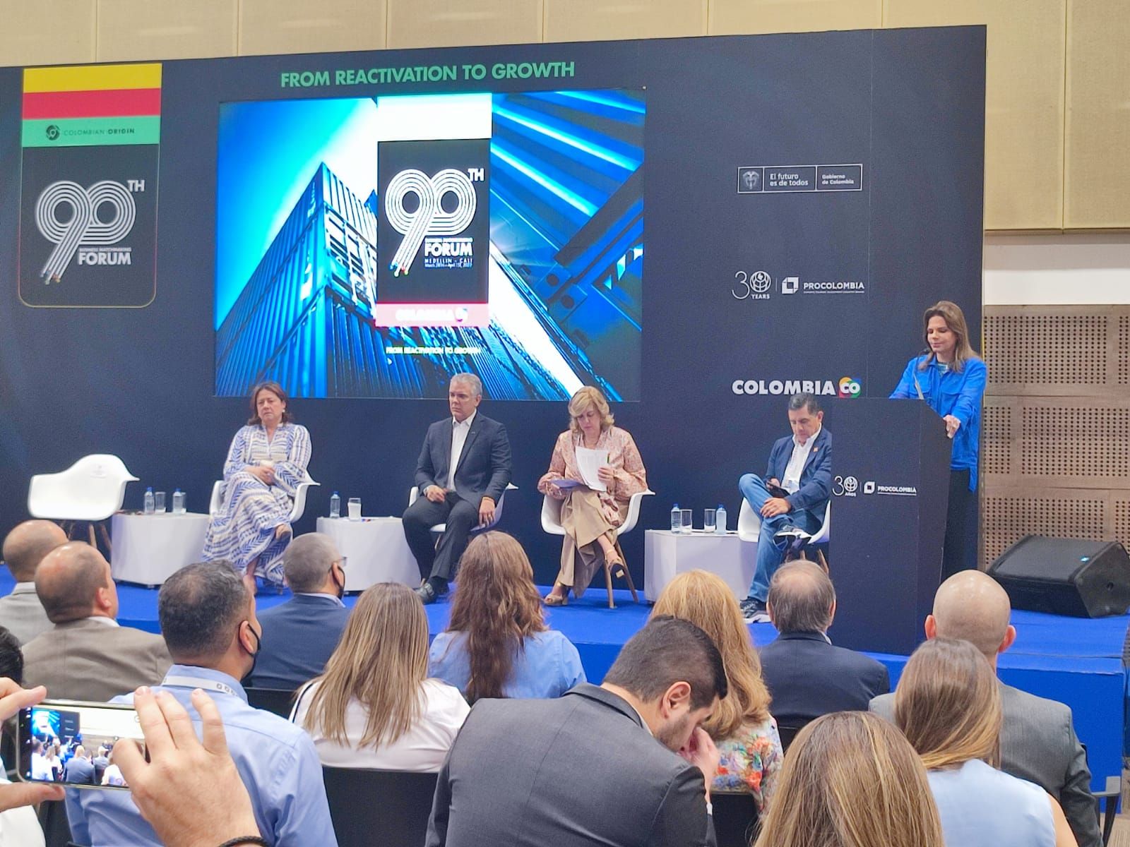Empresarios bonaverenses participan de Macrorrueda90 en  la ciudad de Cali 