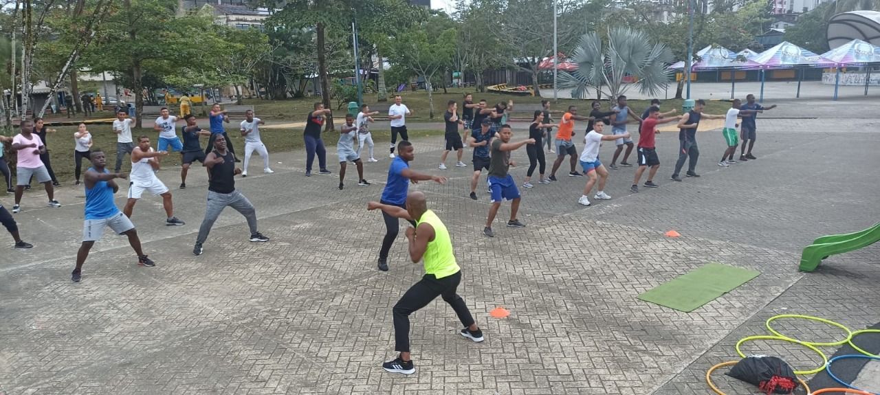 Inderbuenaventura y Policía local celebraron el Día Mundial de la Actividad Física   