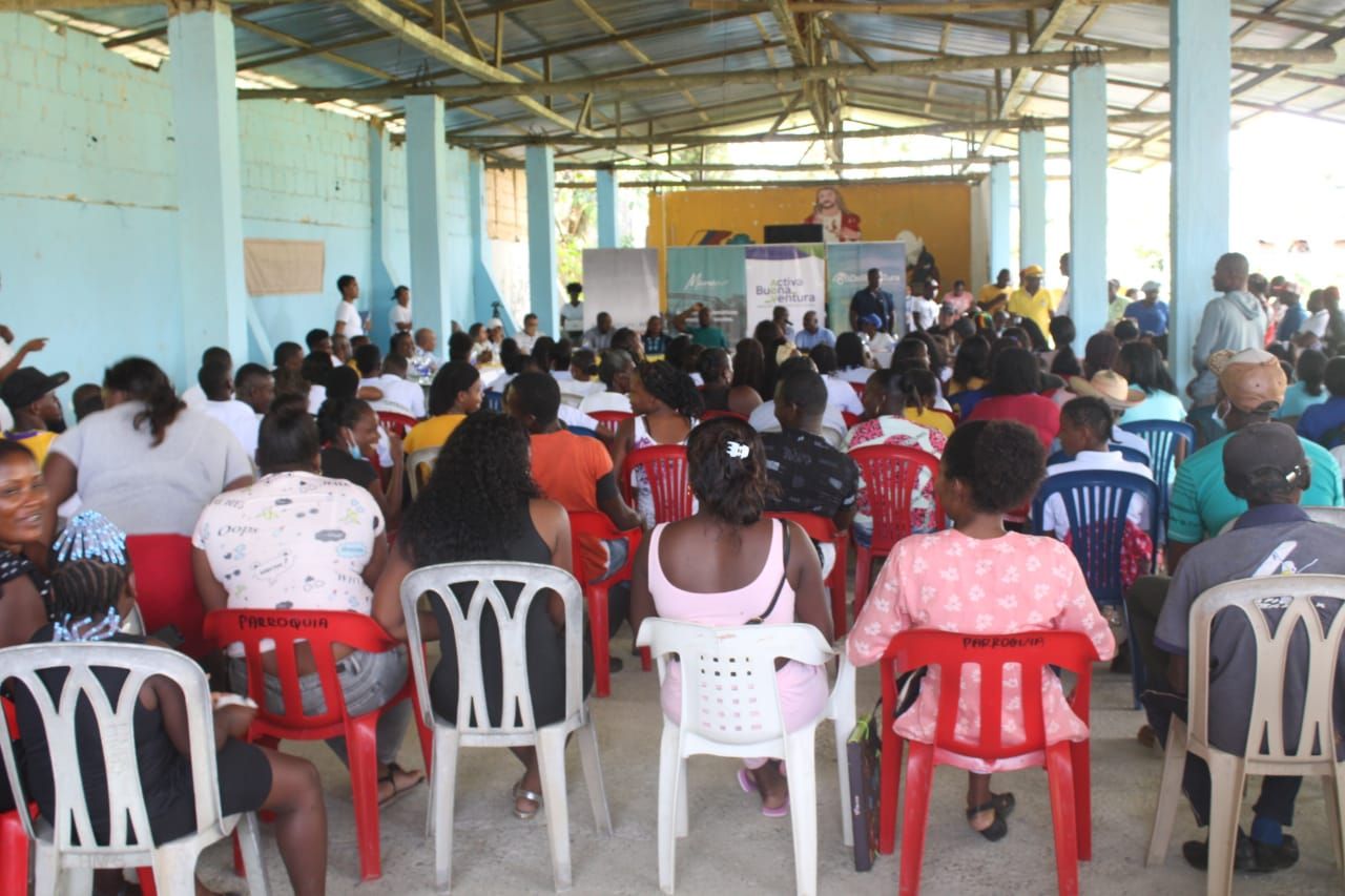 Compromisos en Salud y Educación se materializan con los habitantes del río Naya