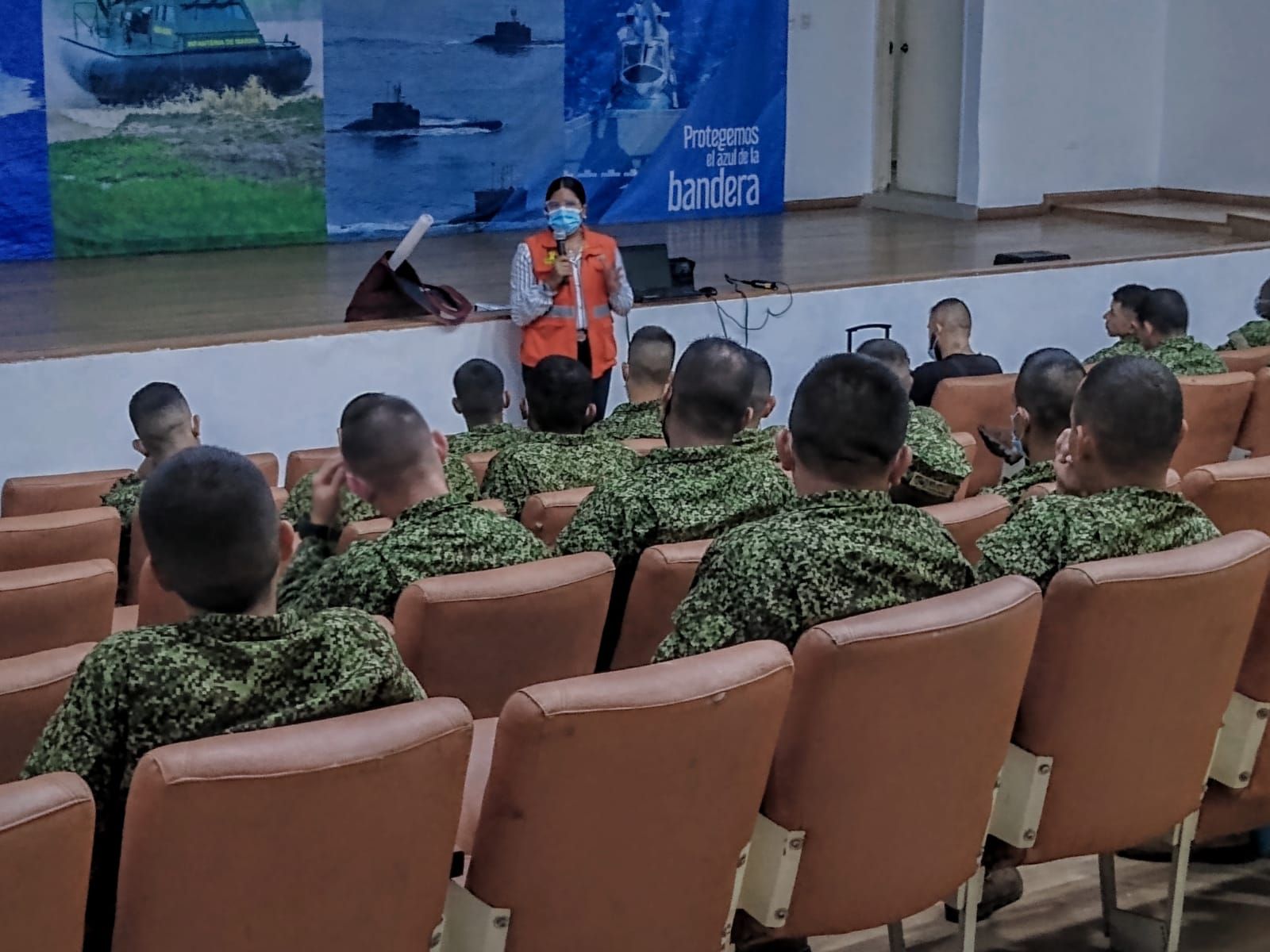 Miembros de la Brigada de Infantería de Marina conocieron Violentódromo