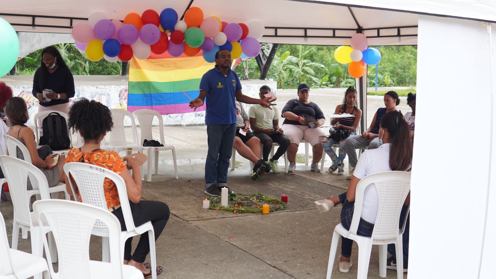 Con nutrida participación se conmemoró el Día Internacional contra la Homofobia, Transfobia y Bifobia