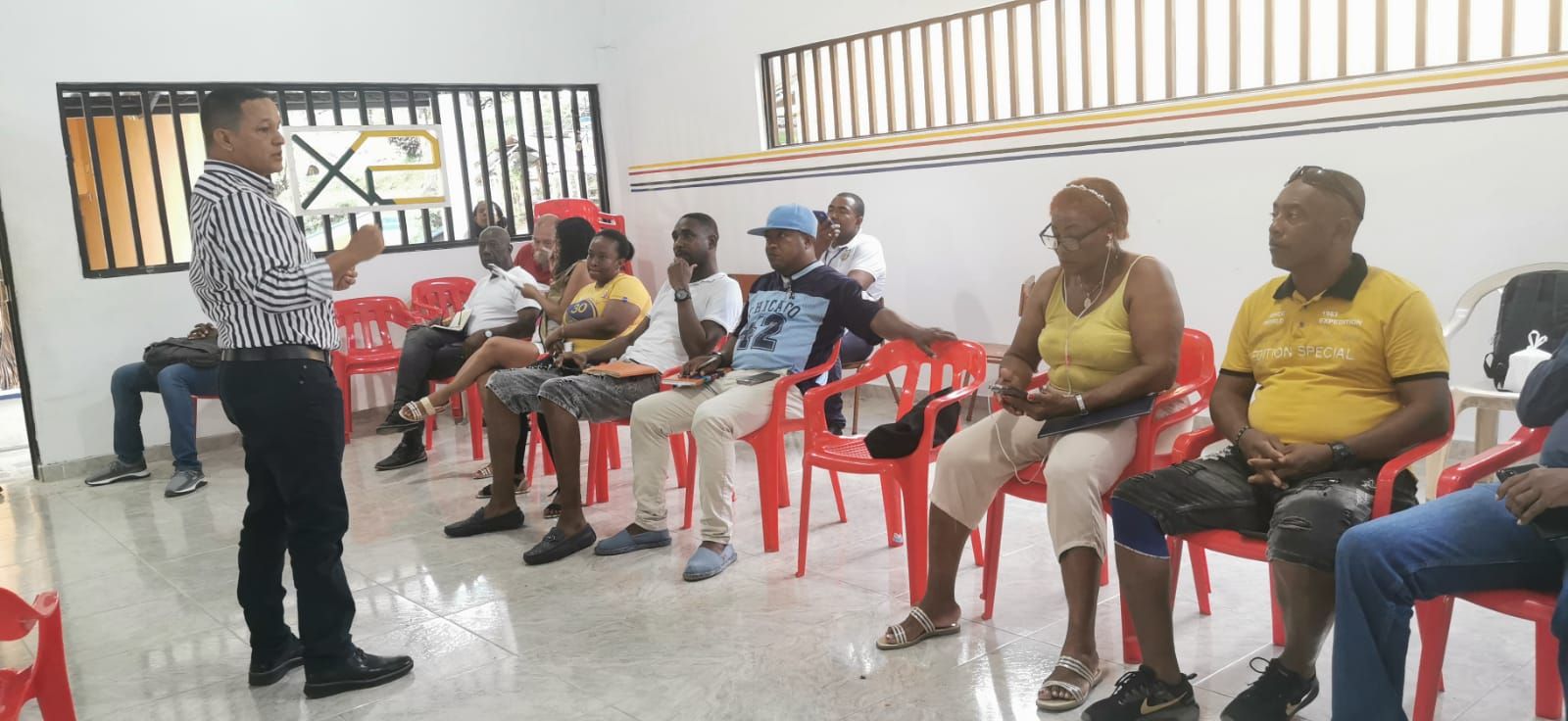 Oficina de Planeación presentó diseño de cancha del Bolívar a Juntas de Acción Comunal del sector