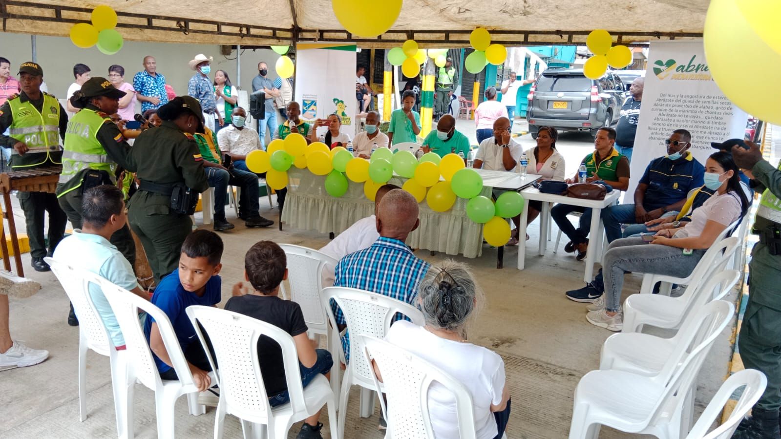 Moradores del barrio La Campiña recibieron con beneplácito la pavimentación de su calle principal