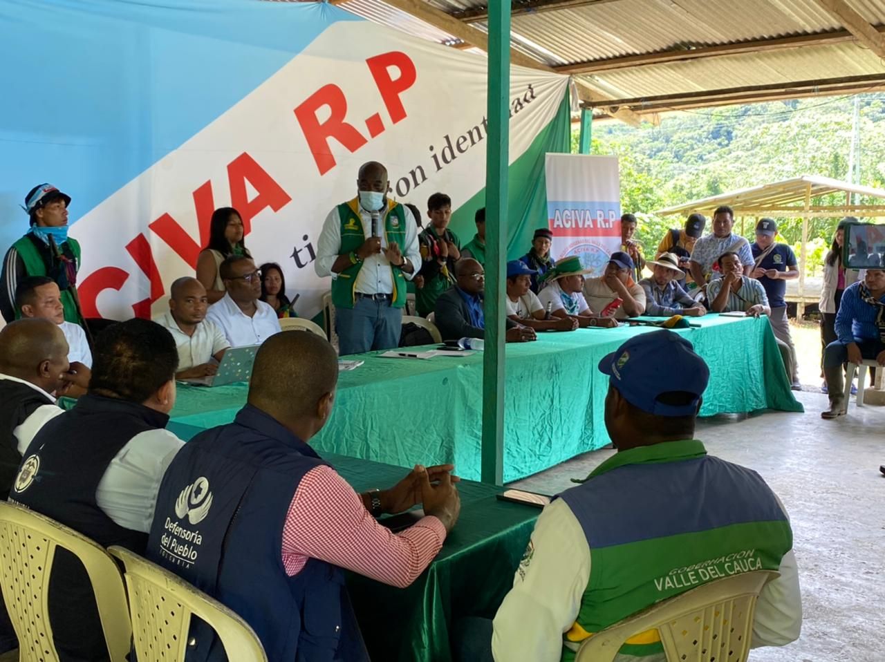 Alcaldía Distrital retomó Mesa de Diálogo con comunidades indígenas en La Delfina 