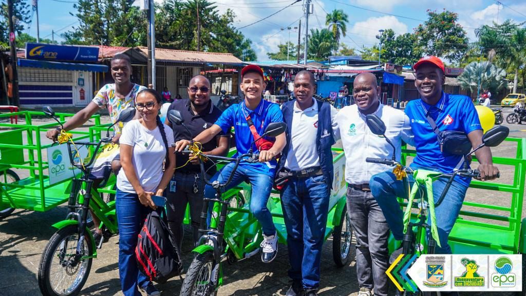 Recicladores recibieron triciclos recolectores para facilitar su labor