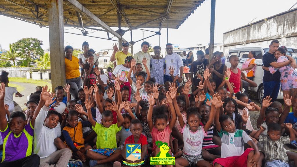  Con asistencia de 300 niños se realizó el Festival de Teatro en el Distrito de Buenaventura