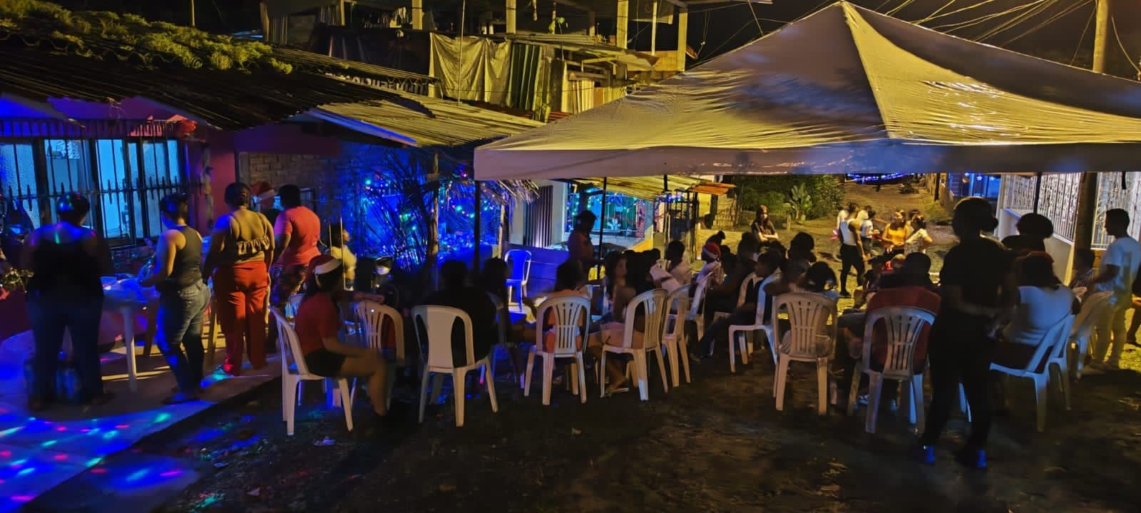 Carpas y sillas fueron entregadas a algunas Juntas de Acción Comunal del Distrito