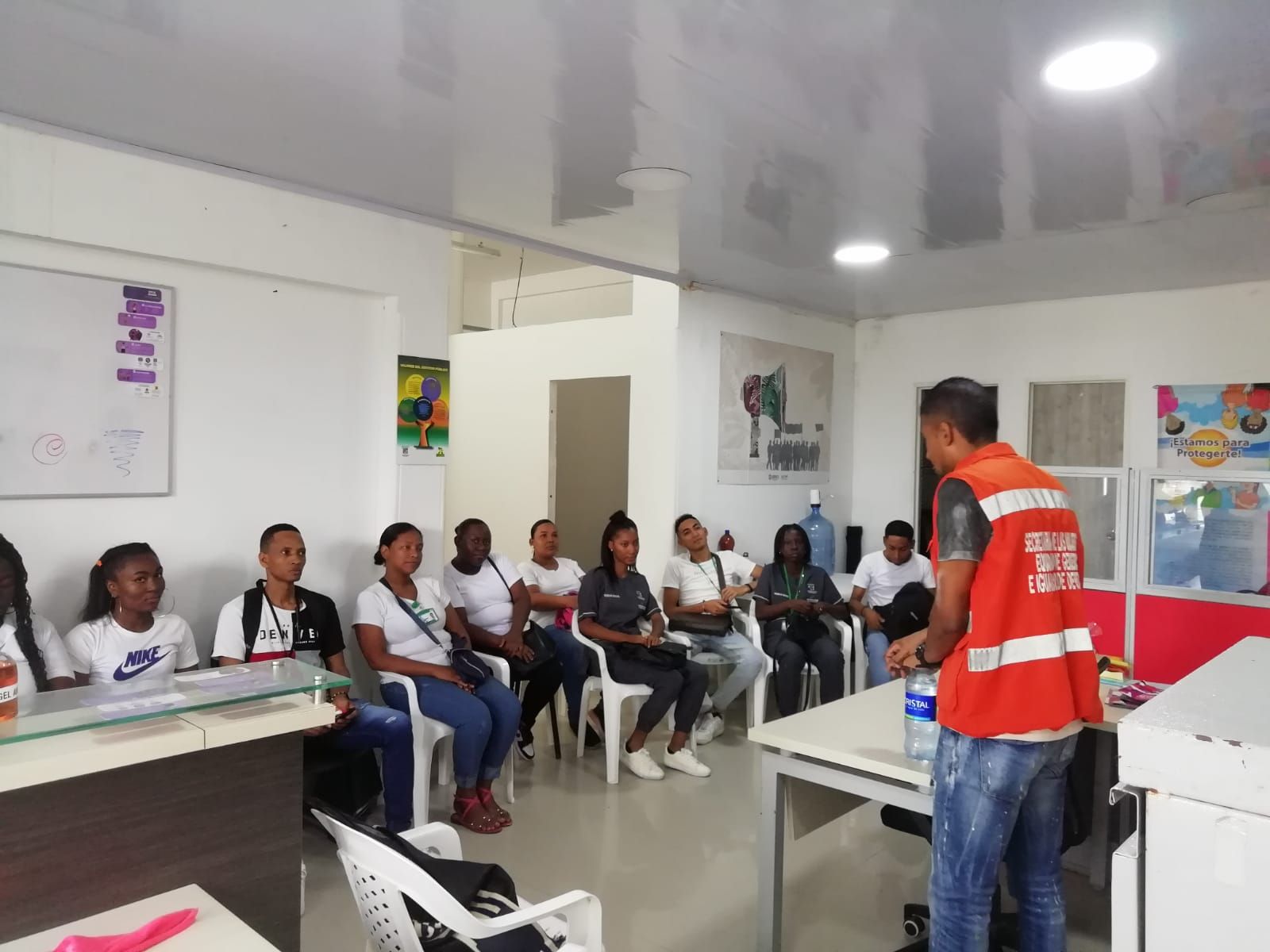Socializción de Ruta a estudiantes de Trabajo Social de la Fundación PSP