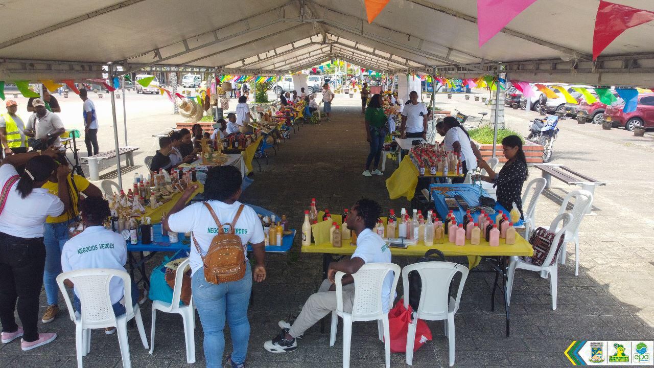 Emprendedores de Buenaventura fueron protagonistas de muestra comercial Negocios Verdes con liderazgo del EPA