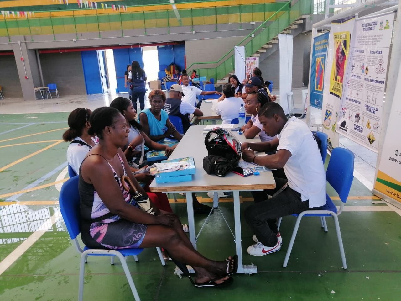 AlcaldÃ­a Distrital a travÃ©s de la Casa de Justicia y GestiÃ³n Social al Barrio realizÃ³ jornada descentralizada de servicios en el barrio San Antonio