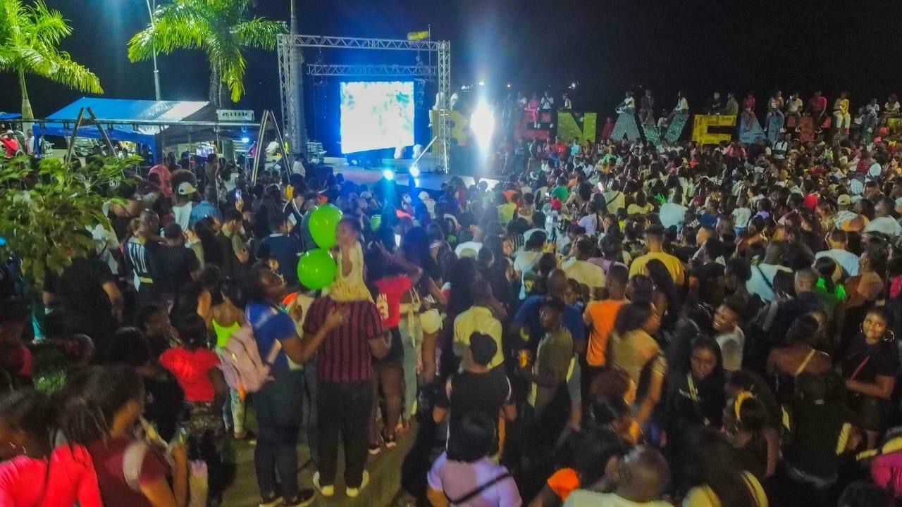Buenaventura se volcó al Malecón Bahía de la Cruz en apoyo a Lina Hurtado