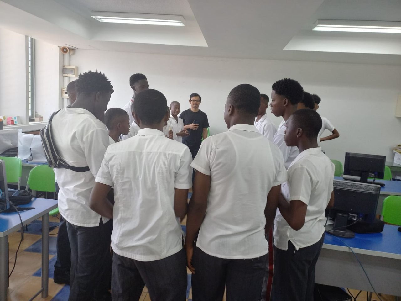 Asistencia técnica en Masculinidades Corresponsables y no Violentas, dirigido a docentes y psico orientadores de Instituciones Educativas del Distrito