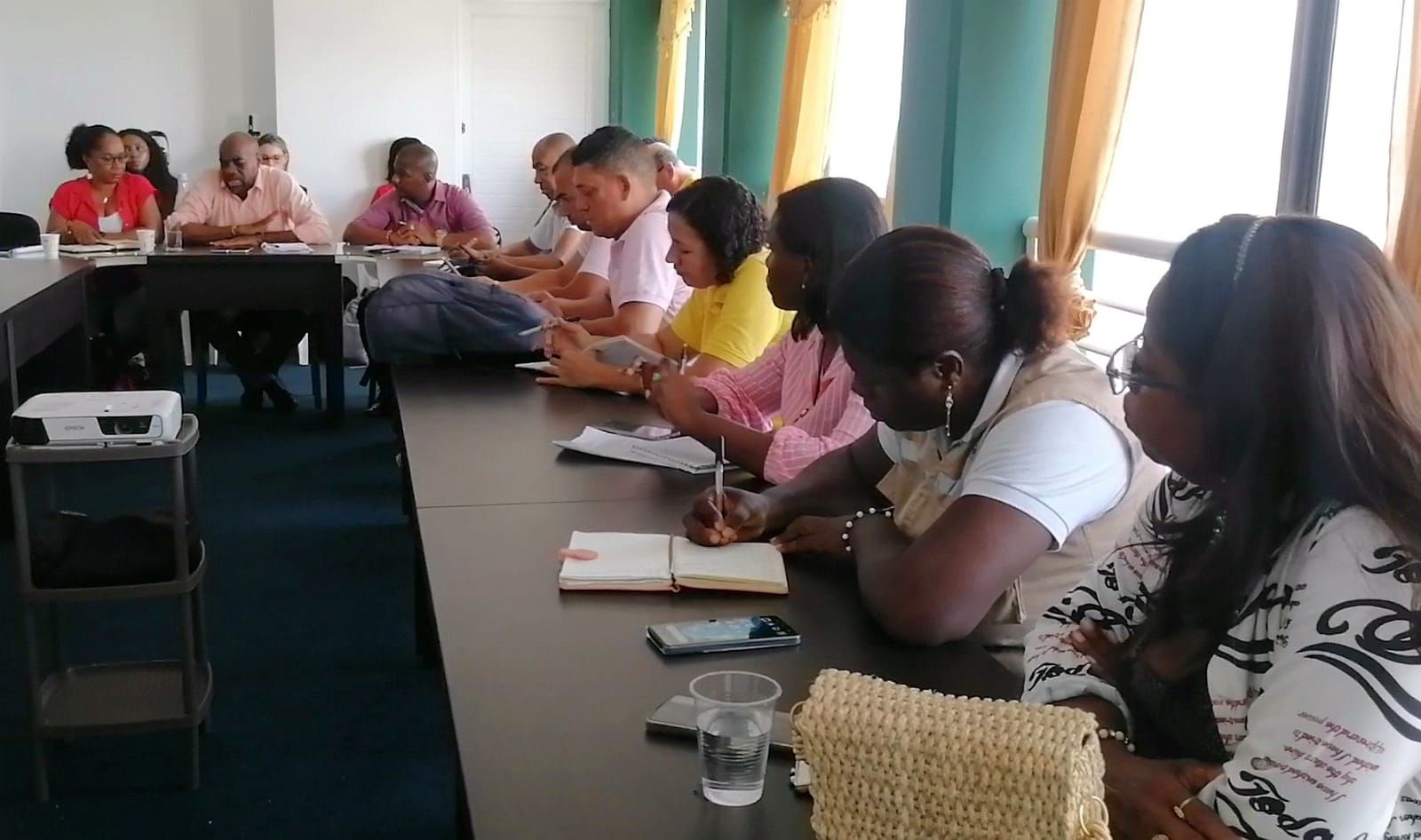 Alcaldía Distrital llega un acuerdo con Consejo Comunitario de Córdoba para la apertura del botadero