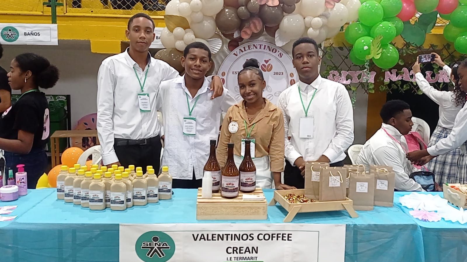 Estudiantes de colegios Oficiales y Privados presentaron sus microempresas en Feria de Emprendimiento del SENA