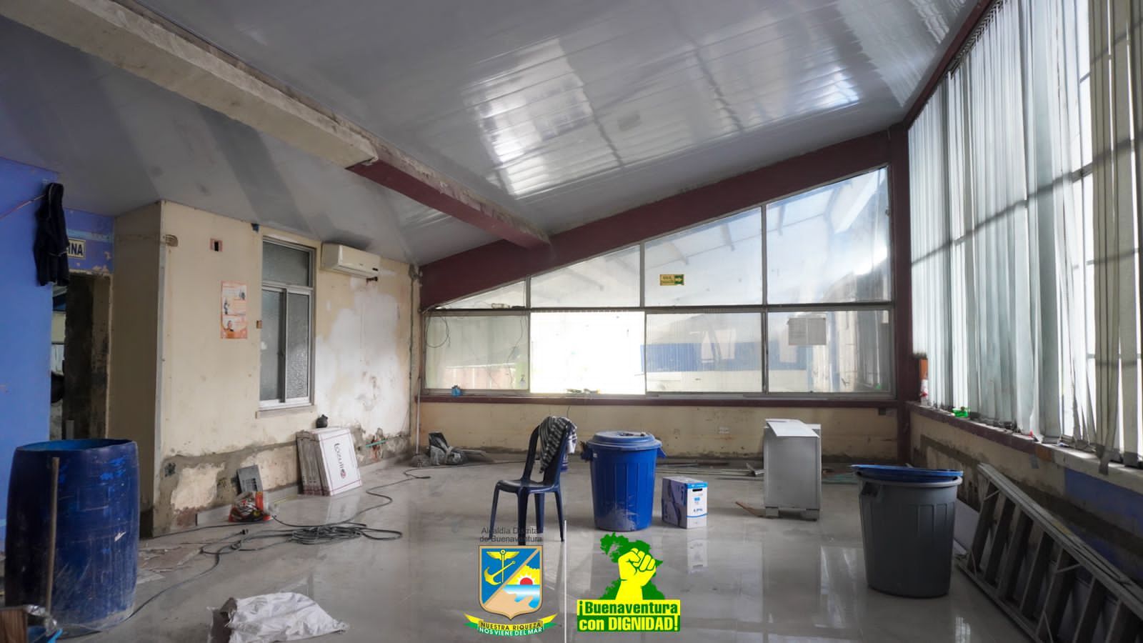 Avanzan trabajos de remodelación en la Terminal de Transporte del Distrito