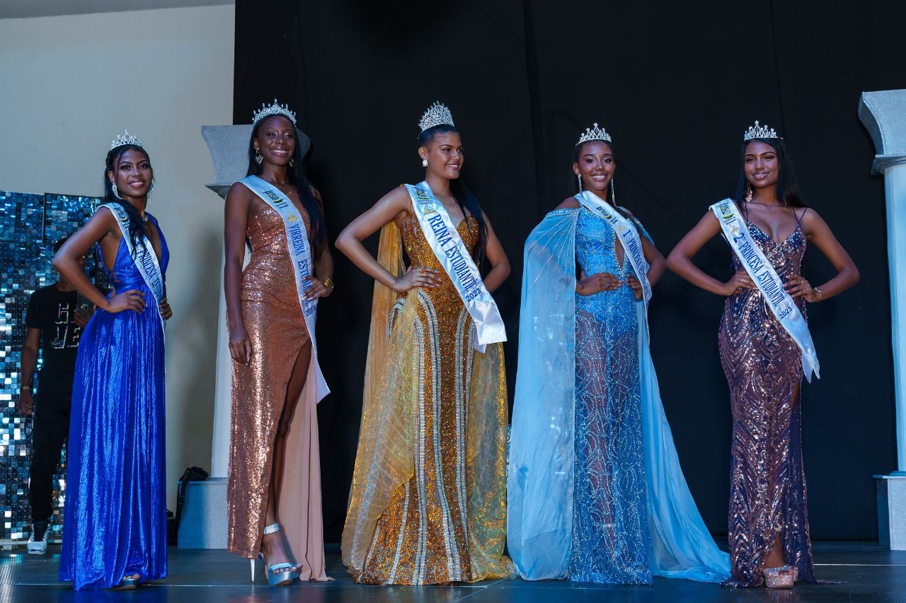 Isabel Cristina Pardo del colegio Seminario San Buenaventura es la nueva Reina Estudiantil del Distrito
