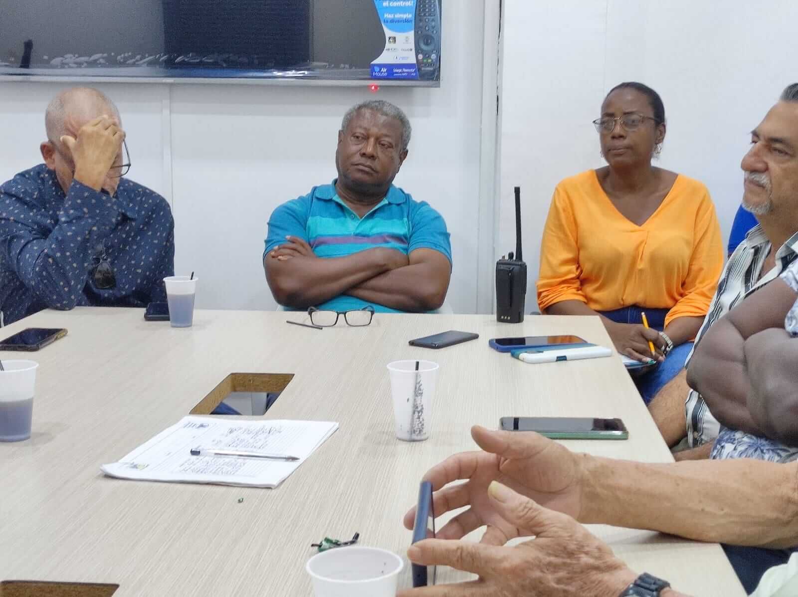 Secretario de Tránsito se reunió con representantes del gremio transportador de servicio público para revisar medida de pico y placa y tarifas de pasajes 