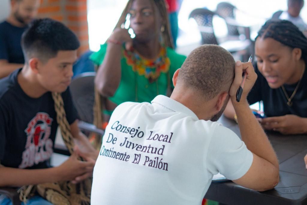 Jóvenes de Buenaventura participan en la construcción del Manual de Uso del CAIJU