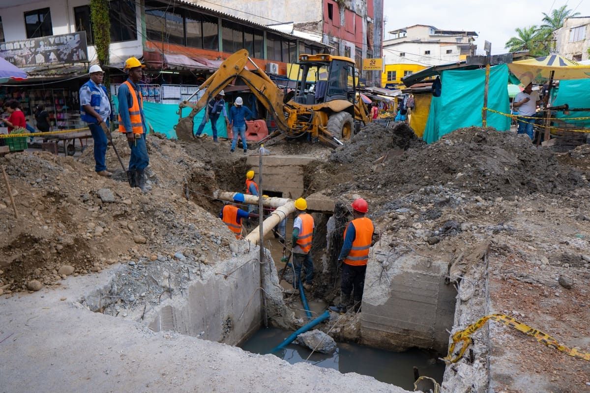 Por obras de alcantarillado cerca al Pascual se implementan desvíos