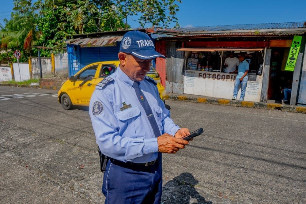 Secretaría de Tránsito y Transporte se actualiza con comparendos electrónicos