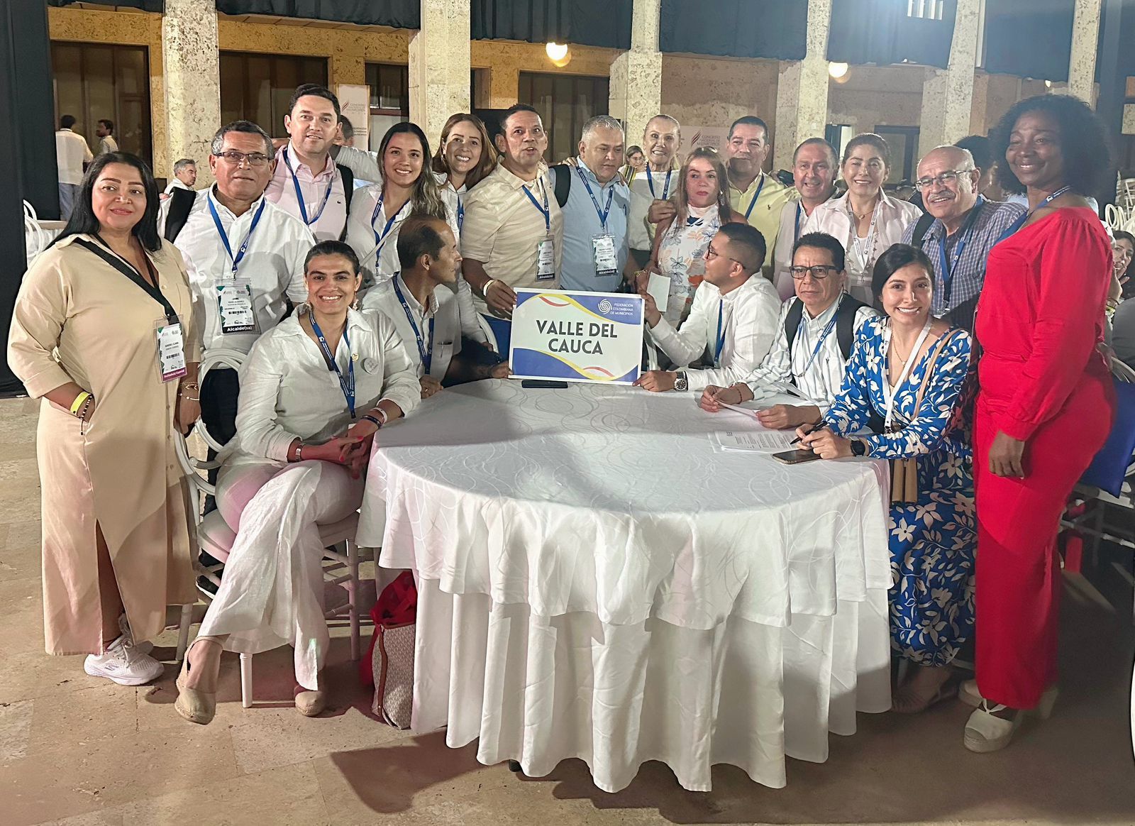 Buenaventura participa en el encuentro de alcaldes en Cartagena