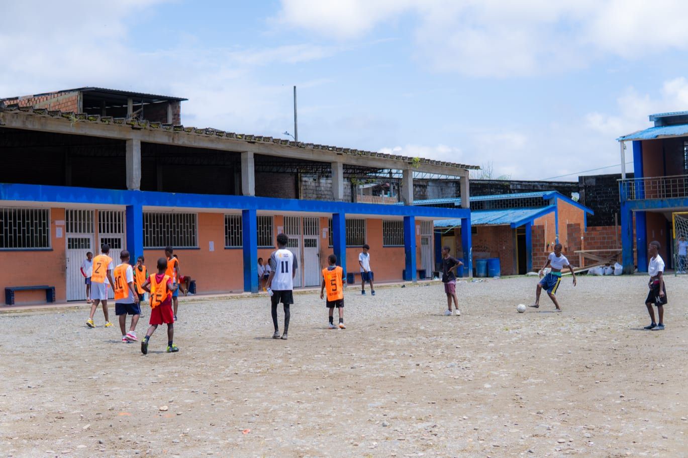 Inderbuenaventura llevó deporte y recreación al barrio Nueva Granada.
