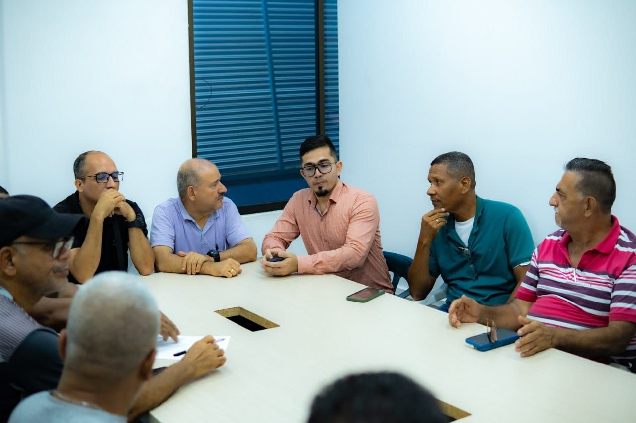 Secretaría de Tránsito busca alianza estratégica para mejorar servicio de transporte durante la Semana Santa en el Distrito