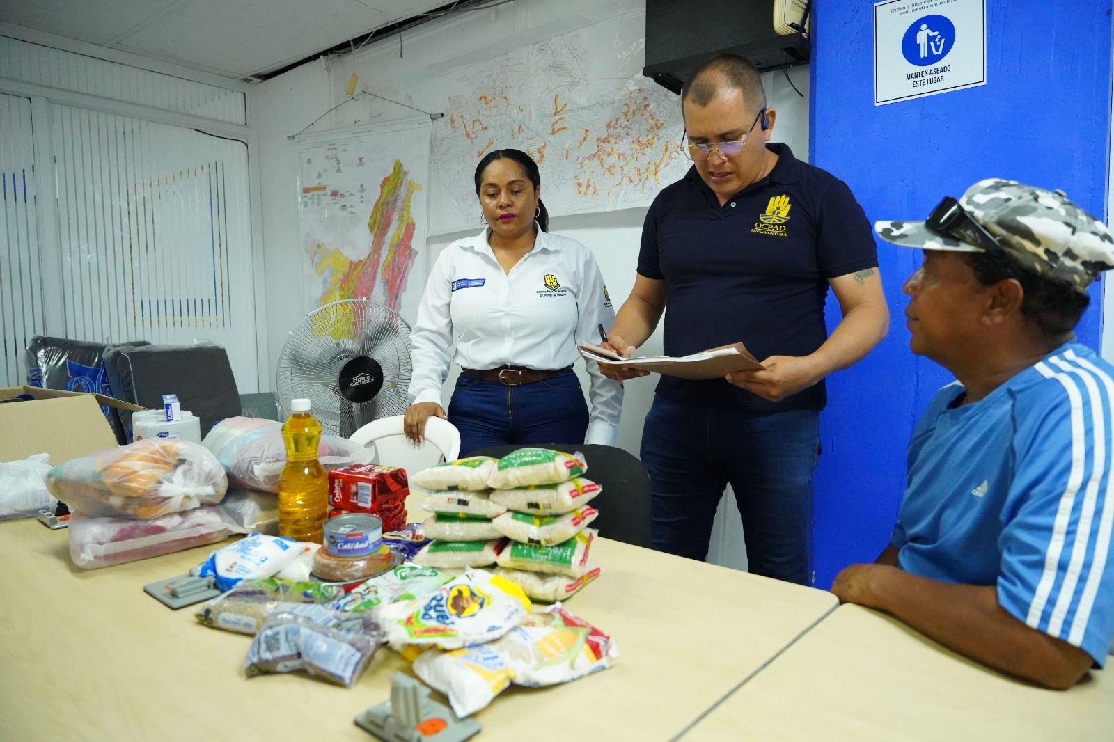 Se entregaron ayudas humanitarias a adulto mayor que perdió su vivienda en Buenaventura