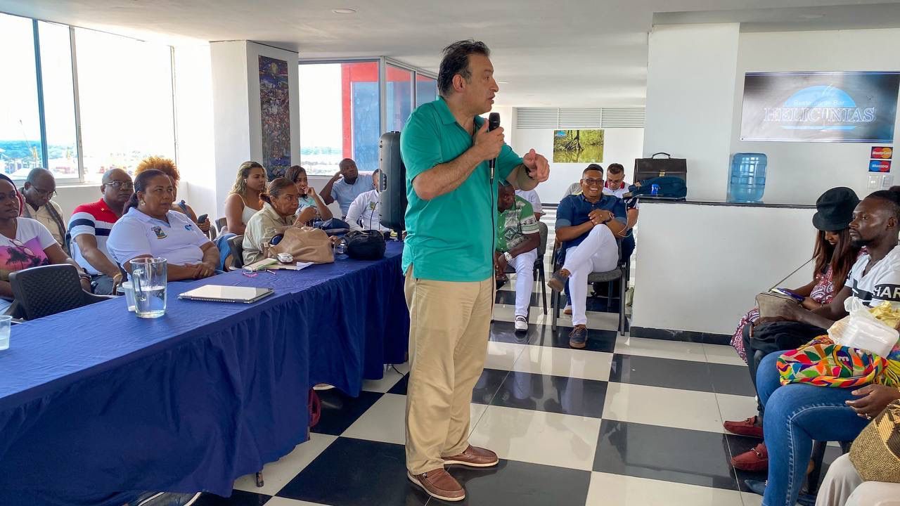 Alcaldesa de Buenaventura prioriza inversiones con Comunidades Negras