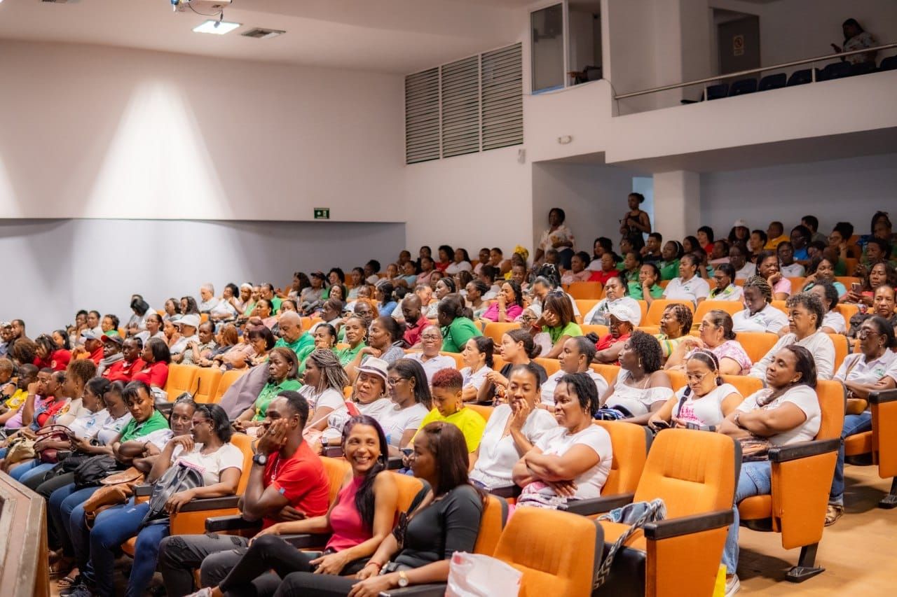 Con doble jornada la Alcaldía Distrital celebrará el Día del Maestro en Buenaventura