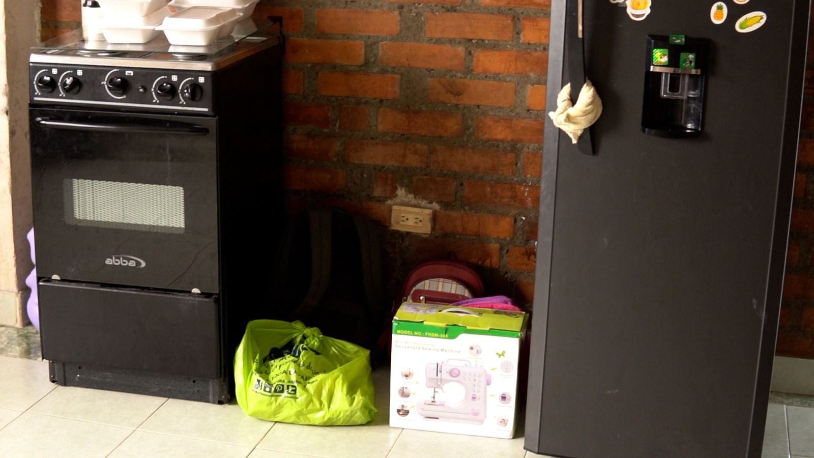 Trasladan de lugar a 18 familias desplazadas de la comunidad Indígena Valledupar