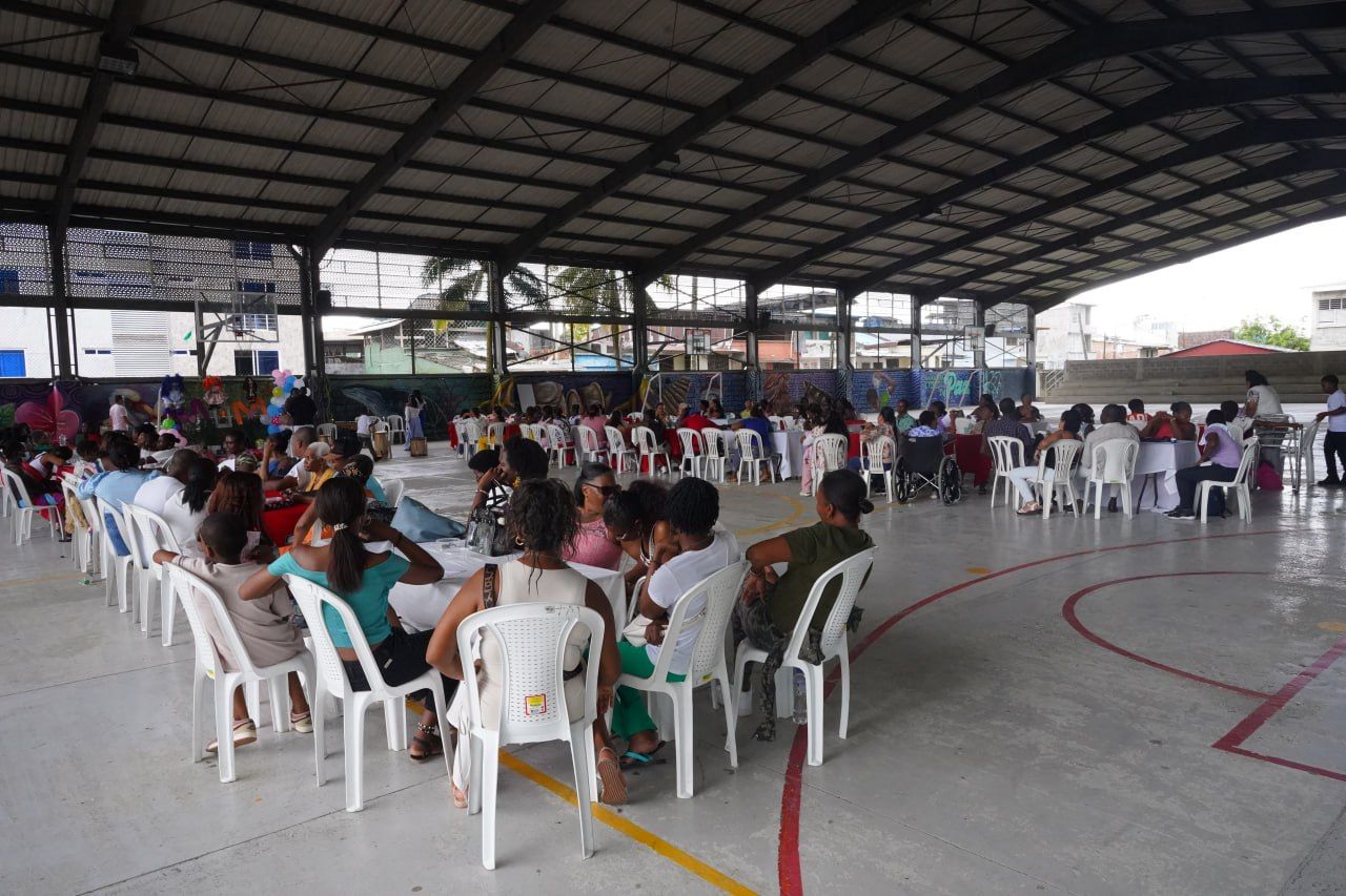 Mujeres en condición de discapacidad y sus cuidadores celebraron el Día de la Madre en Buenaventura