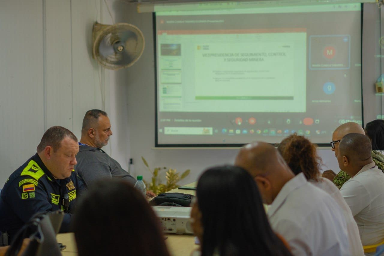 Realizan primera Mesa para analizar situación de la minería no planificada en la zona rural de Buenaventura
