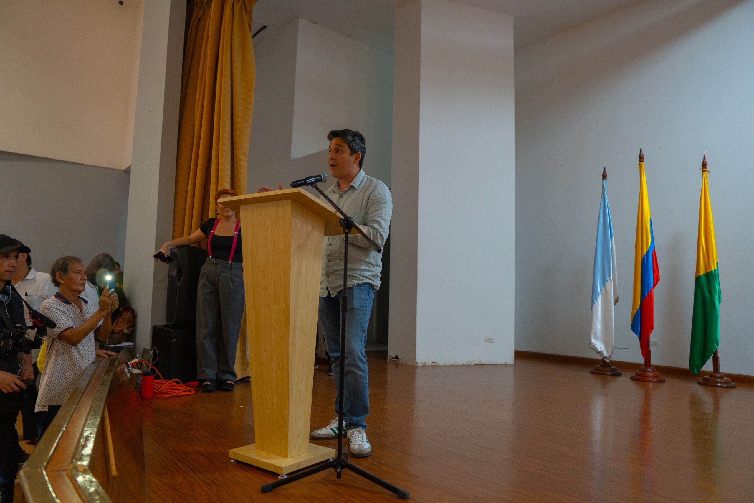 Con la firma de convenio, arrancó proceso de construcción del Microcentro PotencIA en Buenaventura