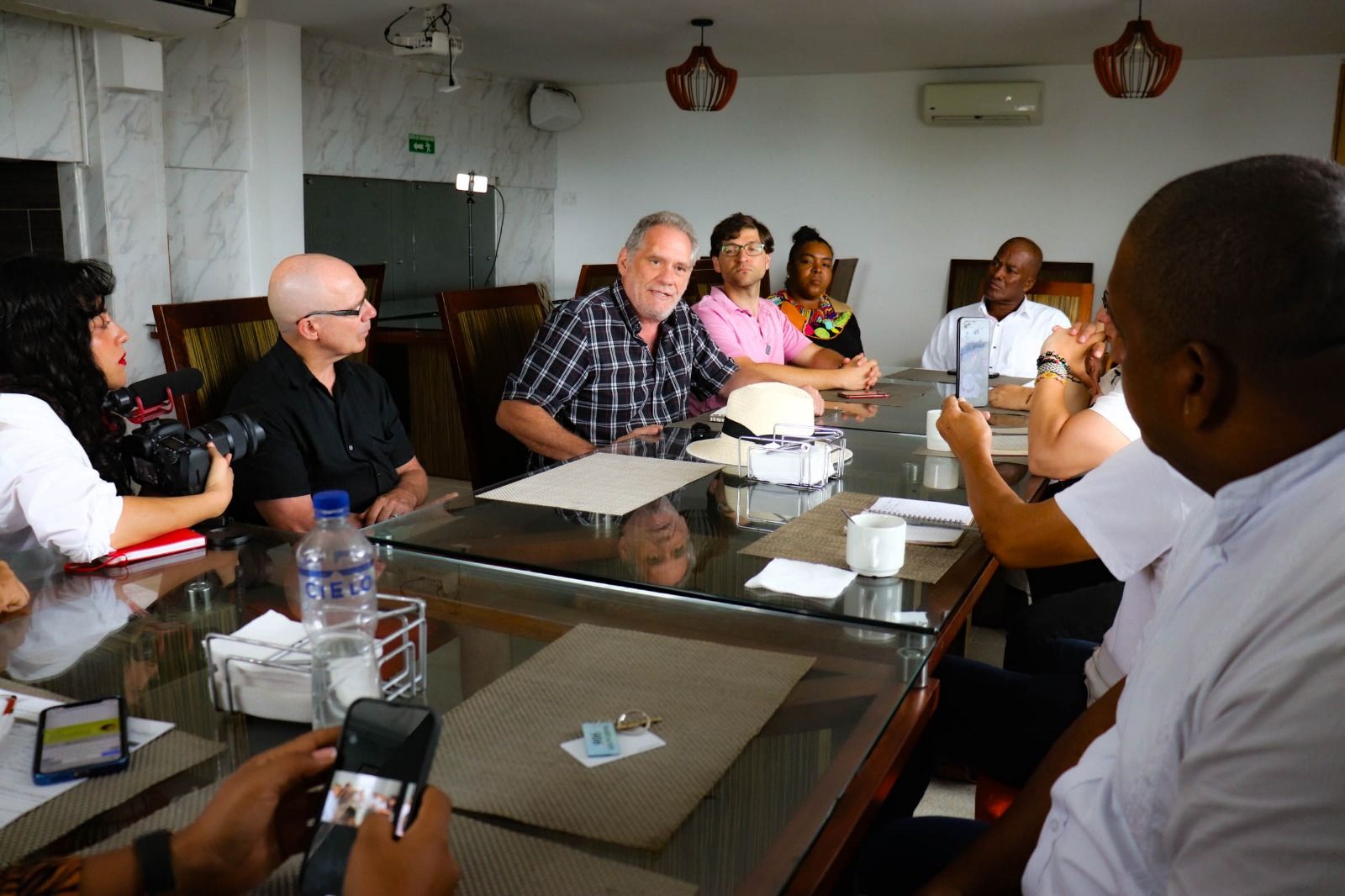 La Administración Distrital y ONG Internacional buscan implementar proyecto de justicia social en el Distrito