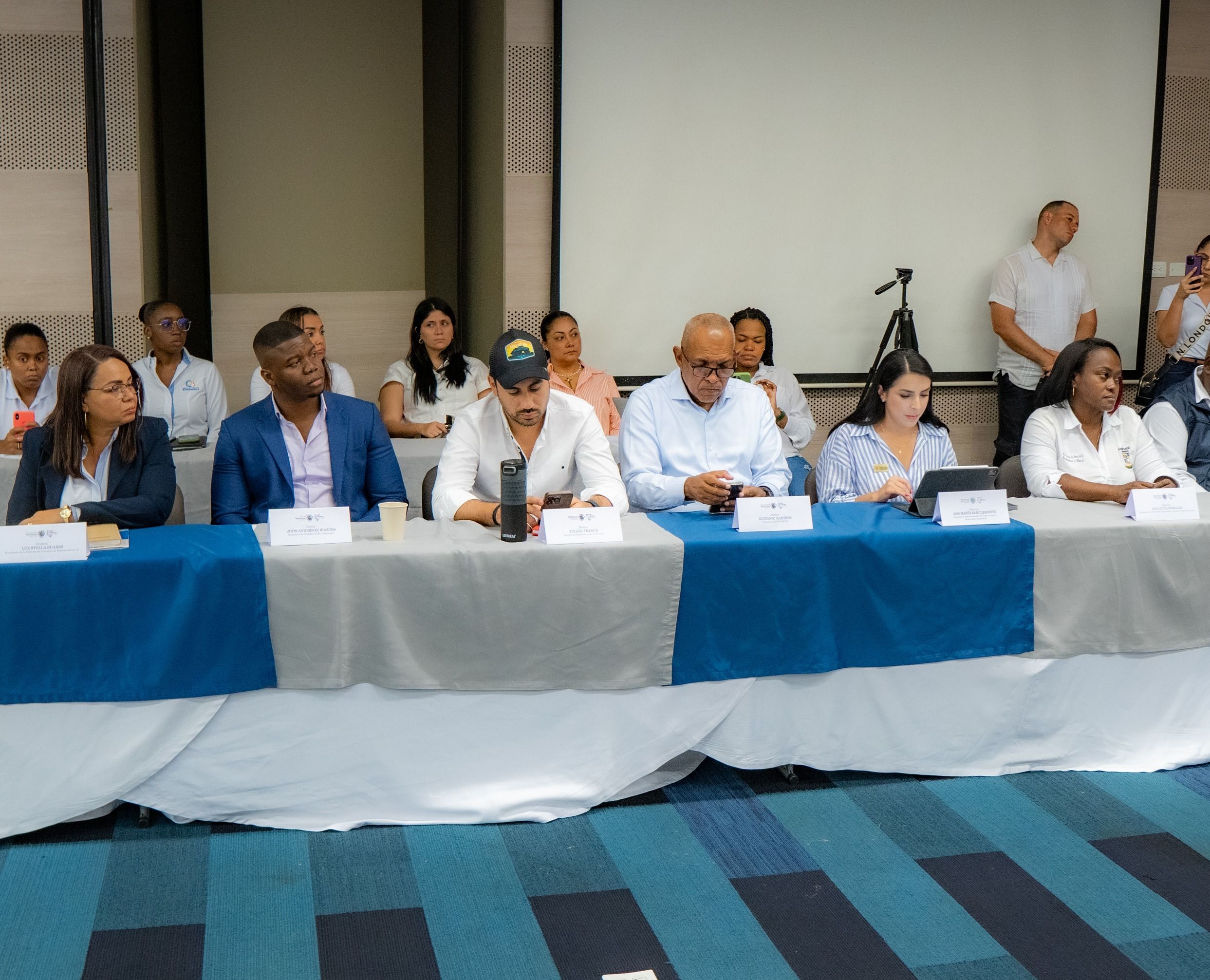 Proyectos y grandes iniciativas temas tratados entre la Gobernación, Alcaldía Distrital y gremio empresarial