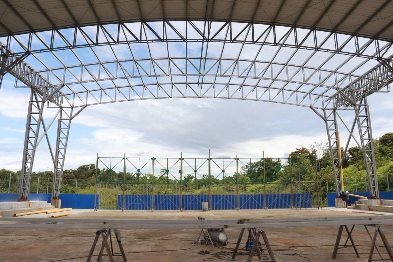Obra del Polideportivo Ecosport San Antonio ya tiene un avance del 71% de su construcción