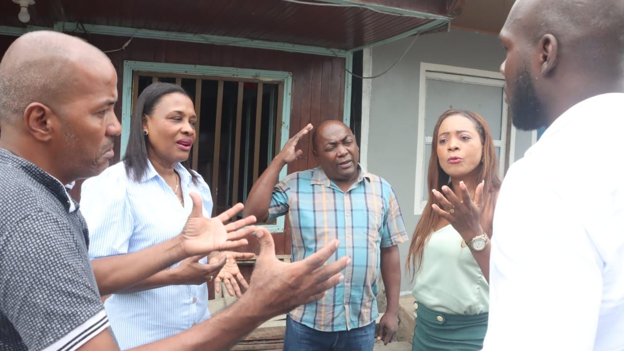 Directora Financiera de la Alcaldía Distrital explicó a moradores del barrio Alfonso López Pumarejo el porqué del cobro del impuesto predial