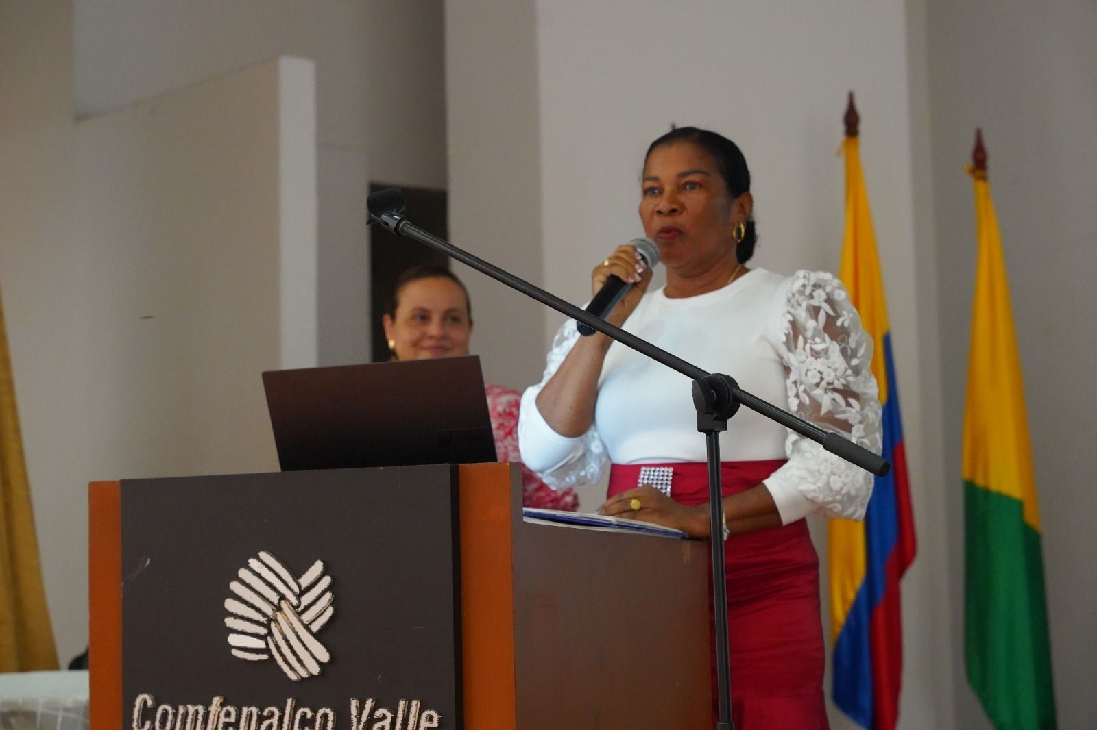 Alcaldía Distrital avanza en el cumplimiento de orden judicial por consulta previa en Buenaventura